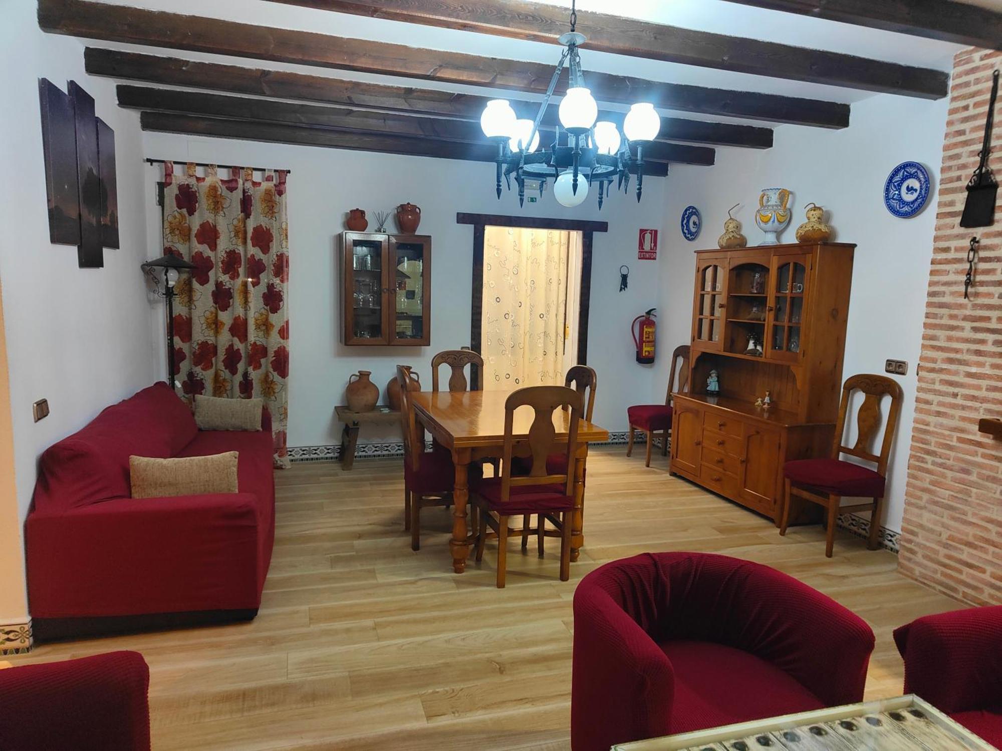 El Hogar De Ardwina Guest House Alia Exterior photo